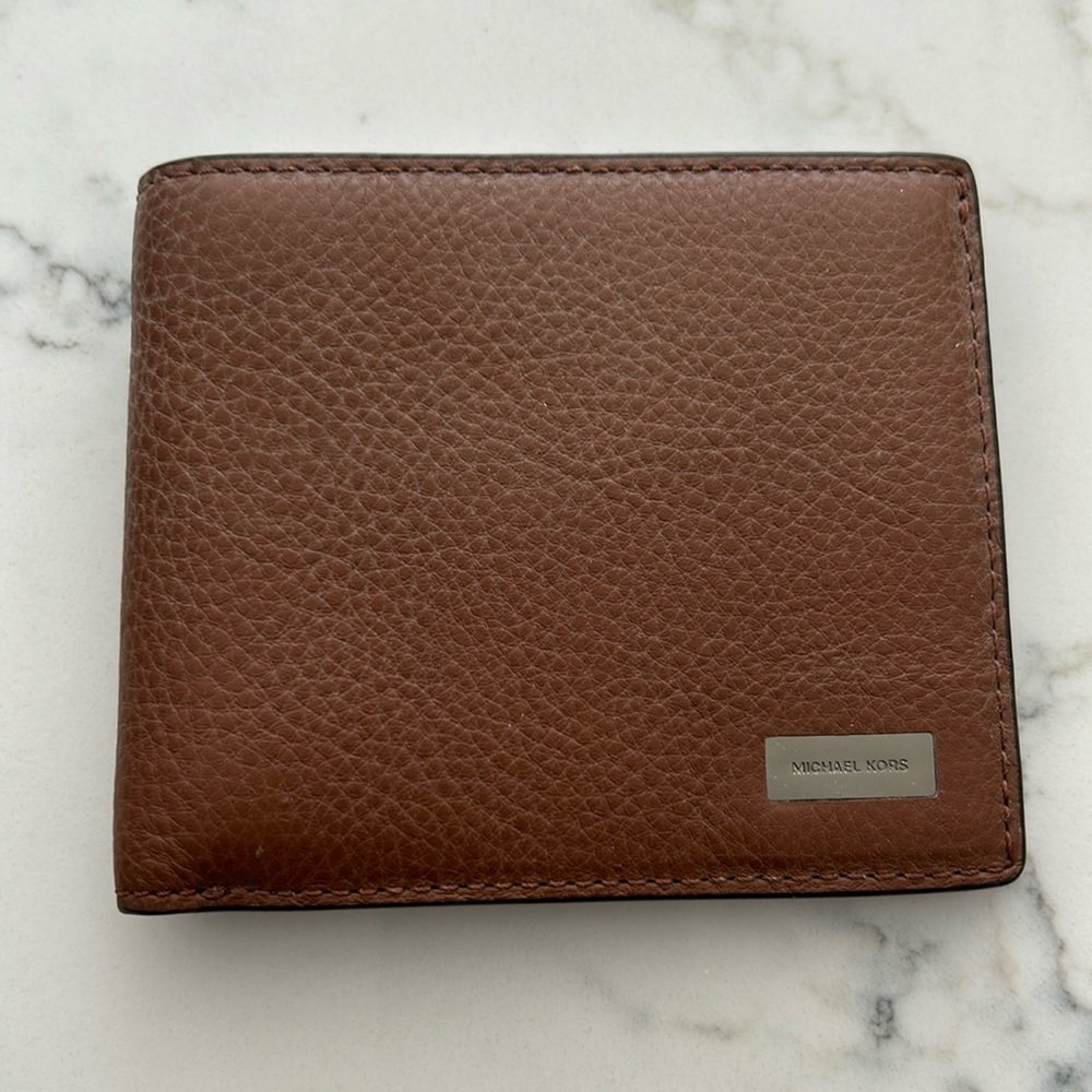 New Michael Kors brown leather wallet